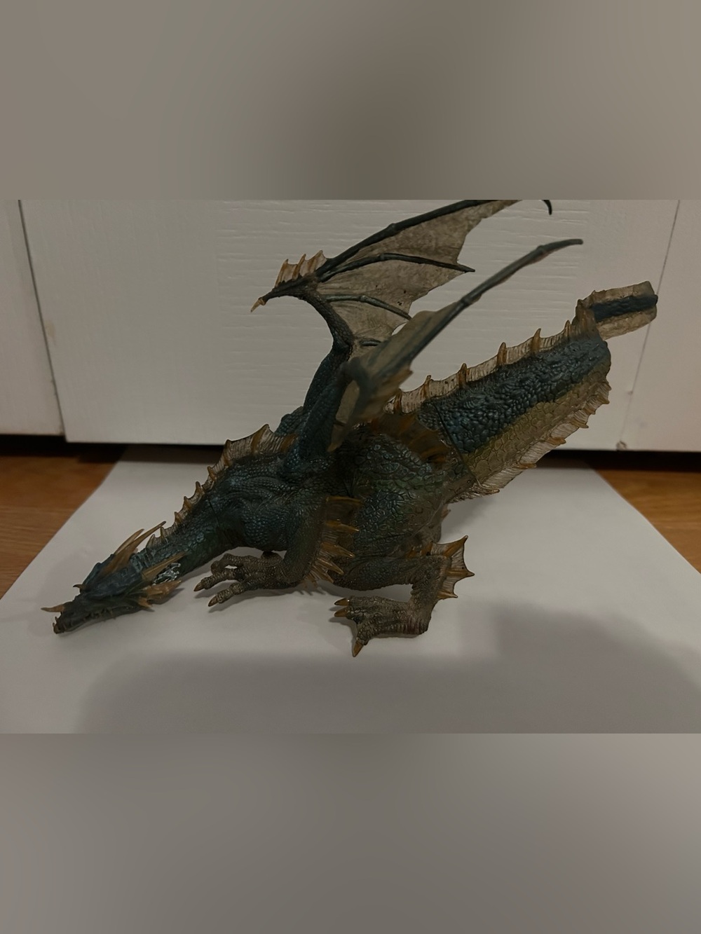 McFarlane Dragon Action Figure Realistic Fantasy Playset Piece-****missing base